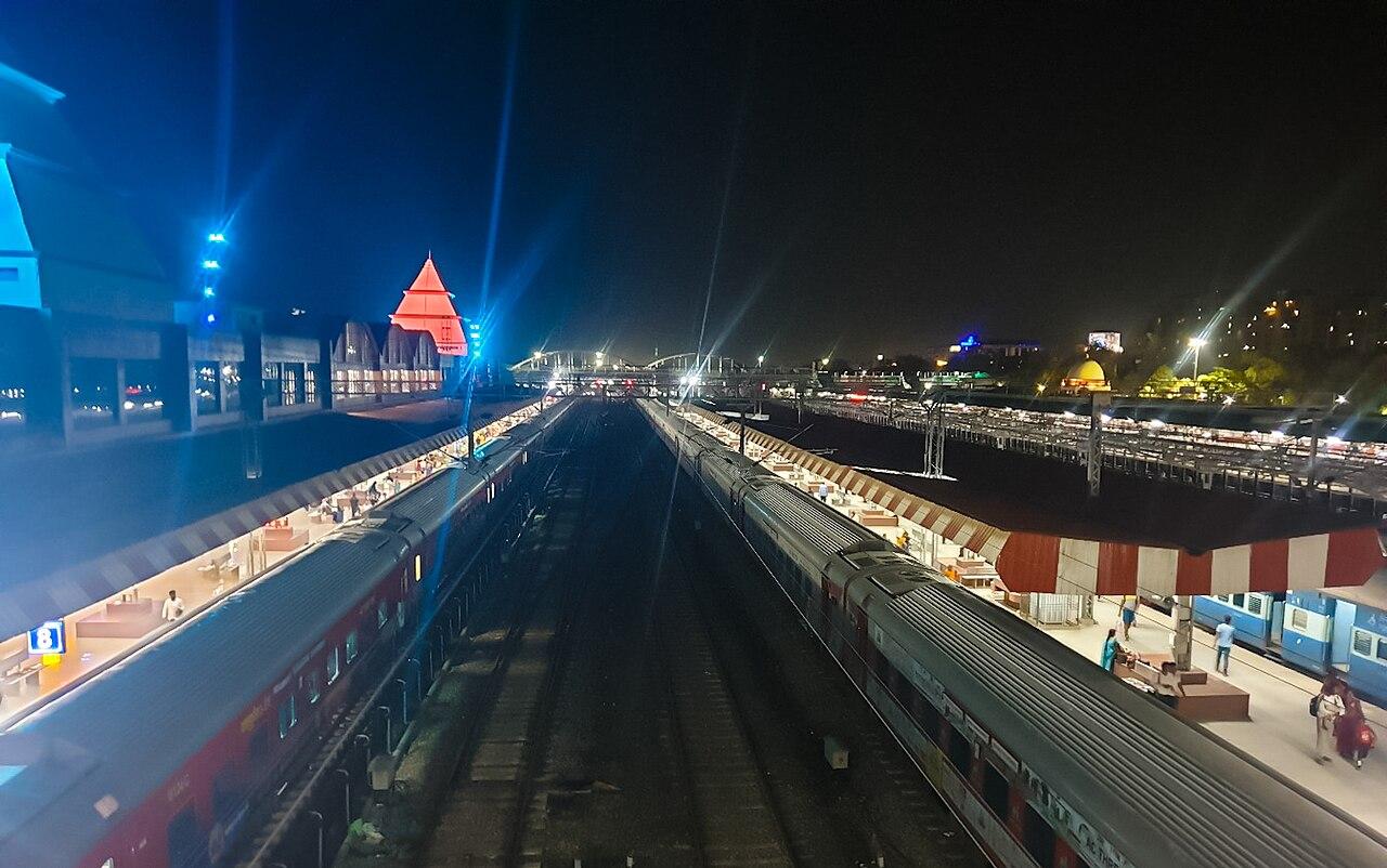 Banaras railway station (Manduadih), Varanasi